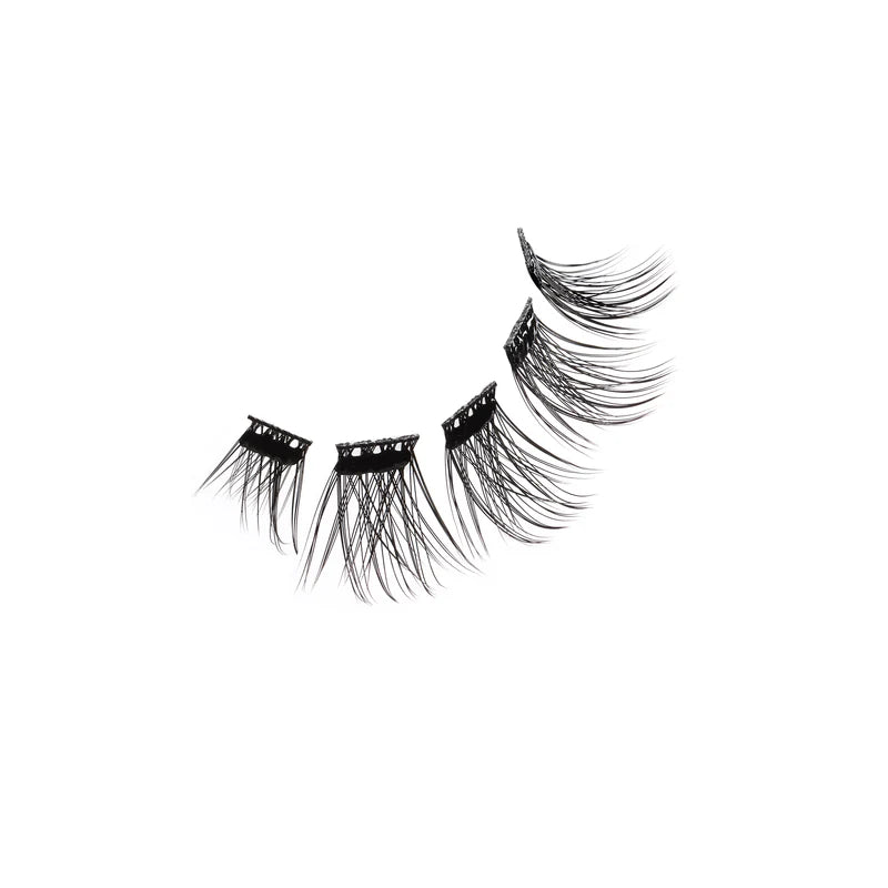 ARDELL - Press On Pre-Glued Underlash Extensions Wispies - 30 Pack